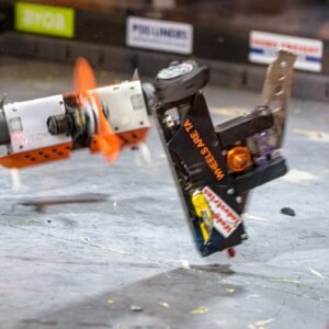 Heavy Weight Robo War